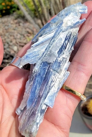 🌸🌸🌸 3/$50---Vibrant Brazilian Blue Kyanite - Picture 4 of 11